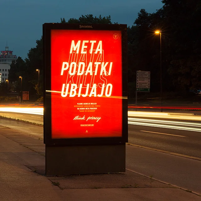 METADATA PODATKI UBIJAJO. ©Janez Janša